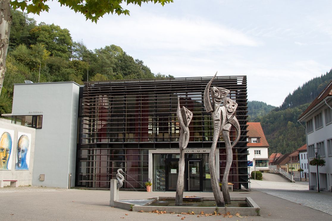 Hotel Restaurant Löwen - Kunstfiguren